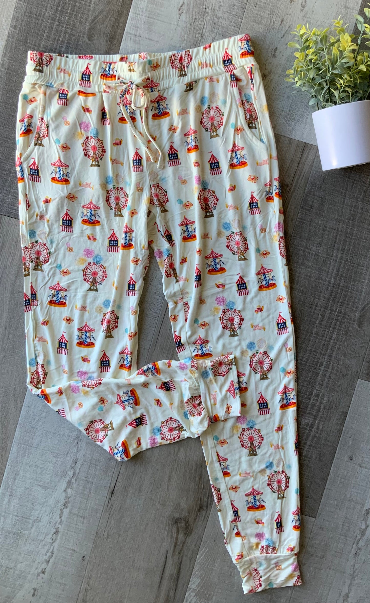 County Fair Ladies Joggers