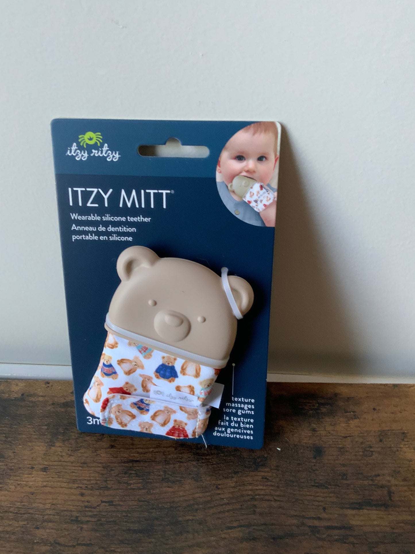 Itzy Mitt Teether Vintage Bear