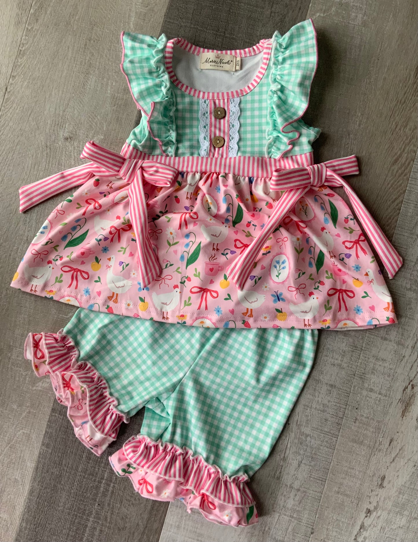 Farmyard Bow Ruffle Shorts Set