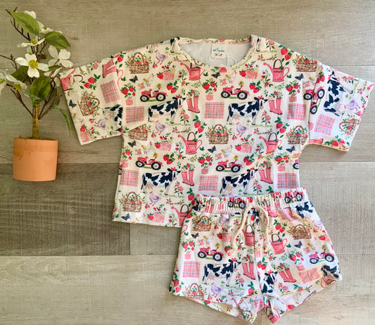 Blooming Farms Slouchy Shorts Set