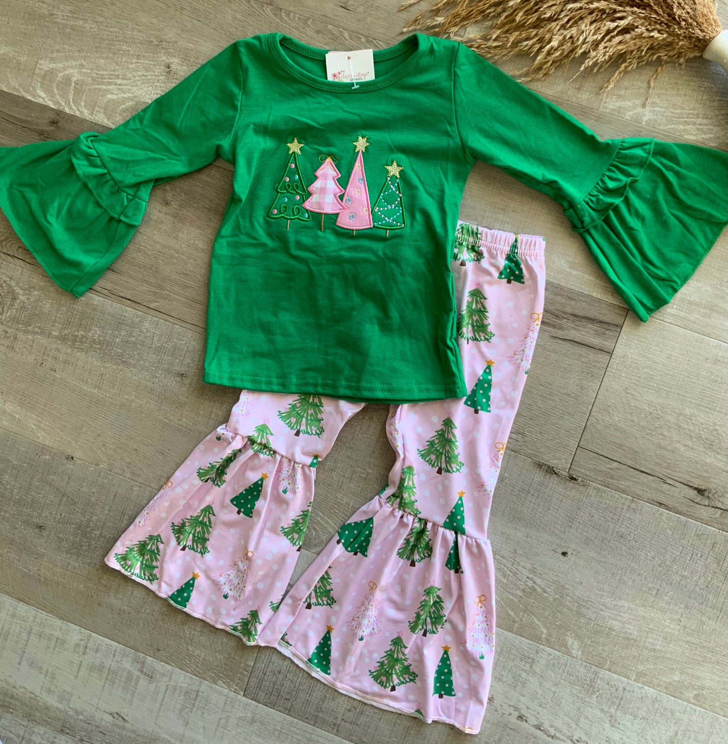 Festive Firs Embroidered Set