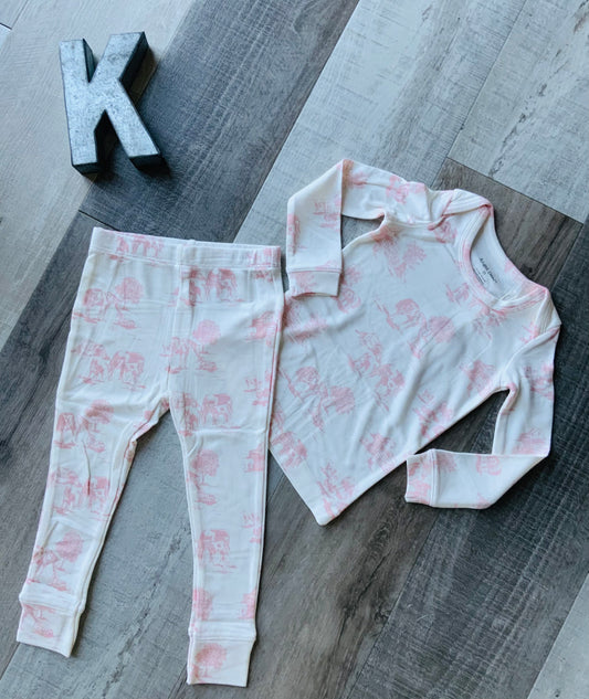 Pink Farm Toile Lounge Set