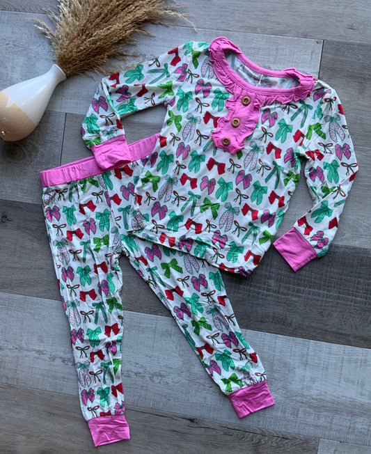 Holly Jolly Set