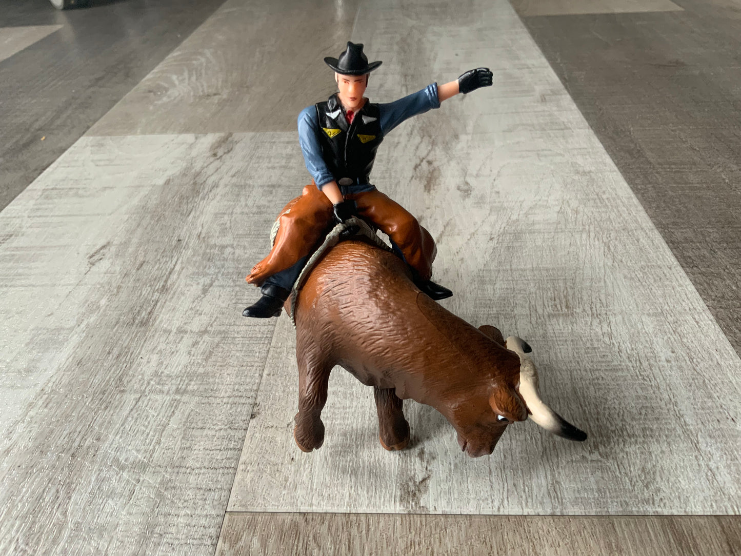 Red Buckin Bull & Rider