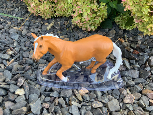 Barrel Horse Palamino